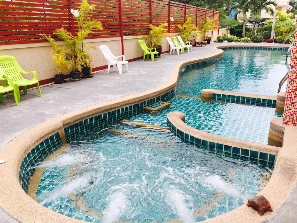 Zhou 3* Phuket
