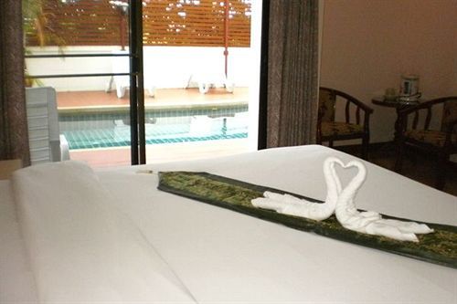Zhou Hotel