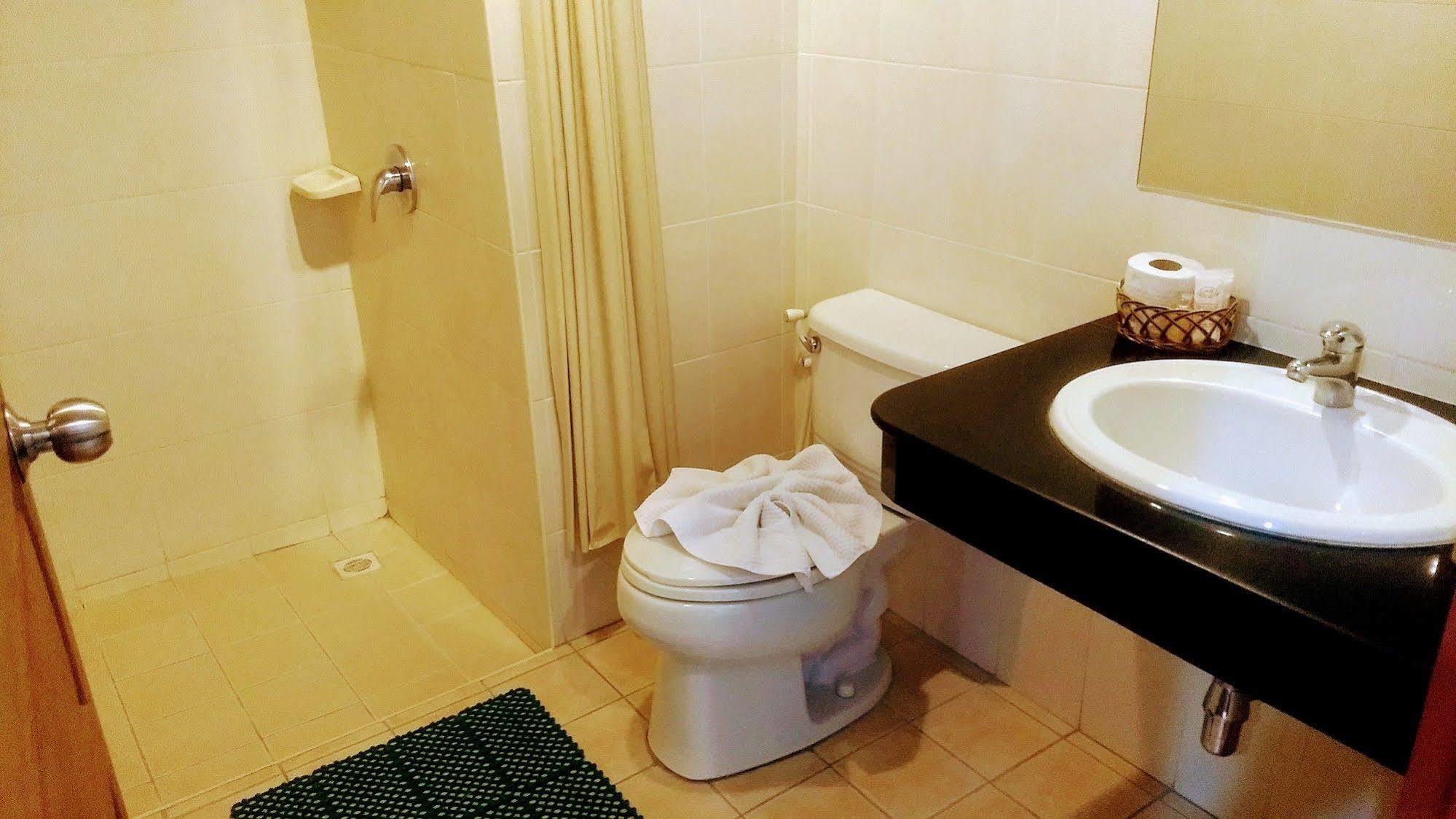 Zhou Hotel