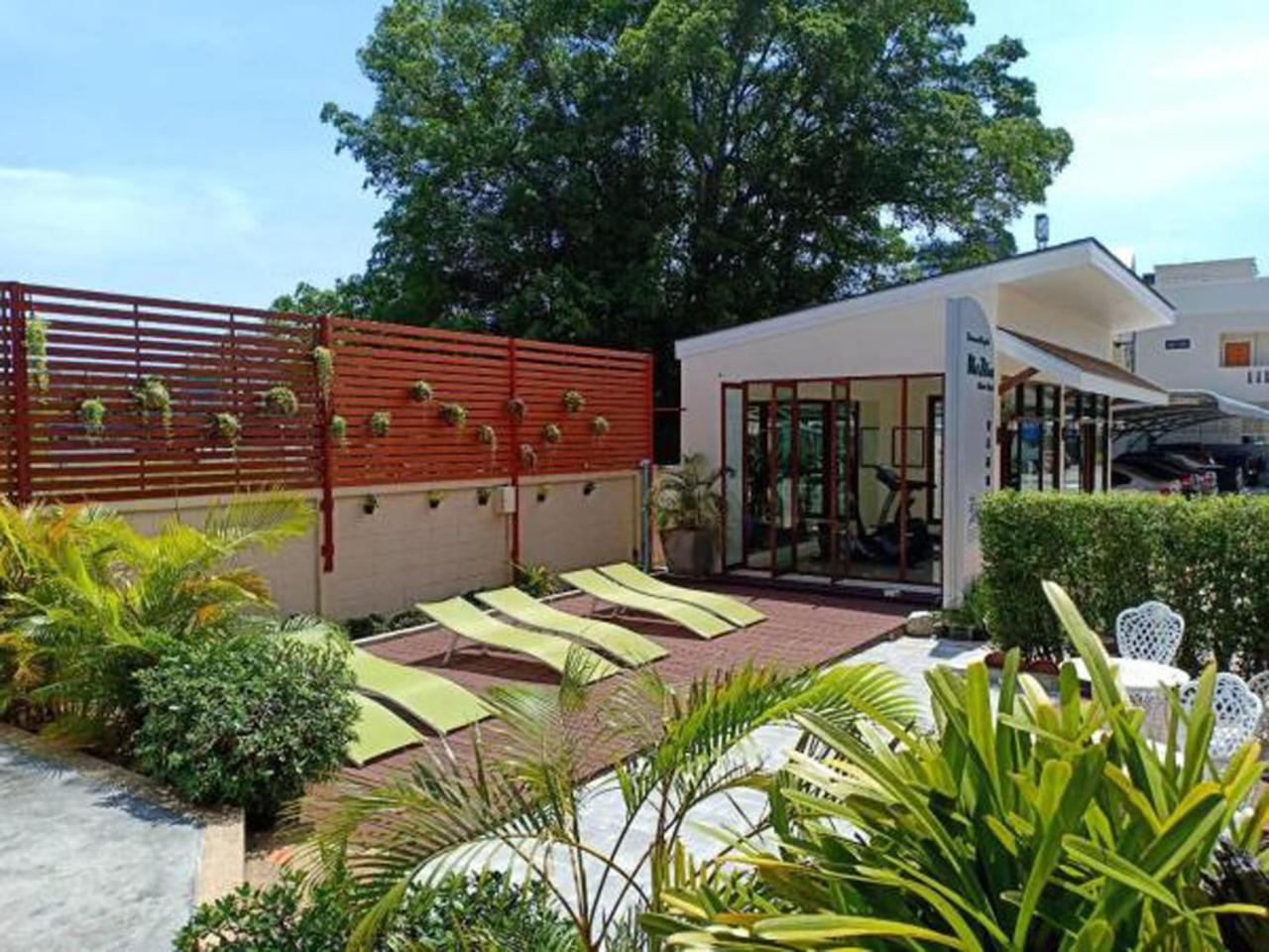 Zhou 3* Phuket